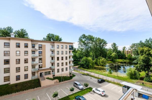 דירות Tomaszów Mazowiecki Nr 2 Europa22 Apartament Centrum Miasta Osiedle Browarna "Noc Pod Gesim Puchem" Opcjonalnie Ze Sniadaniem Check In 13 מראה חיצוני תמונה